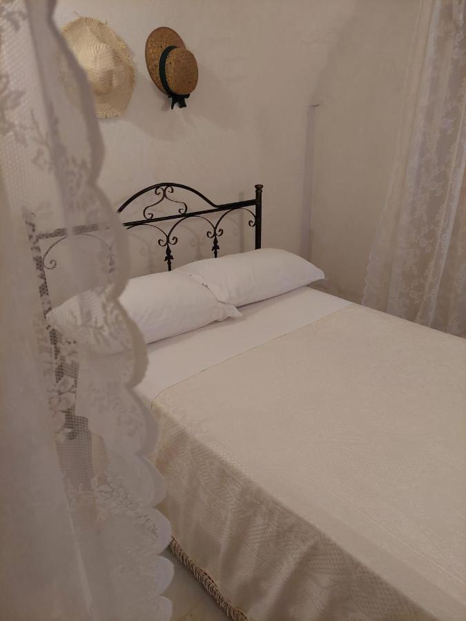 Вилла I Trulli Di Nonna Maria Альберобелло Экстерьер фото